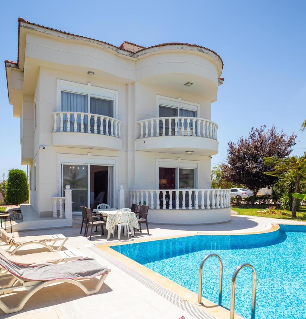 Bluehomes Villas Белек Екстериор снимка
